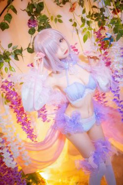 [福利COS] 小野寺地瓜 - 玛修内衣(18P)