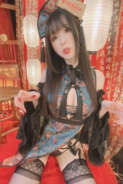 [福利COS] 微博妹纸霜月shimo - キョンシーちゃん自撮り(20P)