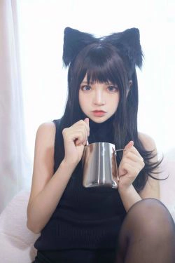 [福利COS] 疯猫ss - 黑毛衣少女(80P)