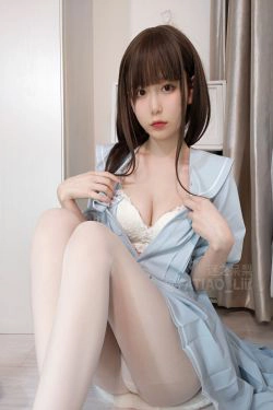 [福利COS] 迷之呆梨(发条少女)[fantia] - 灰丝情(20P)