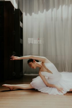 [嘉丽GALLI]舞蹈生日记 086 余羽(40P)