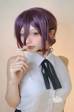 [福利COS] 动漫博主如月灰 - 电锯人REZE(34P)