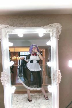 [福利COS] 动漫博主阿包也是兔娘 - 女仆(10P)