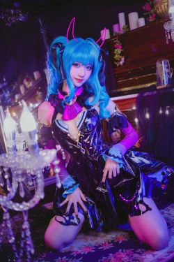 [福利COS] 萌系小姐姐木绵绵OwO - miku小恶魔(19P)