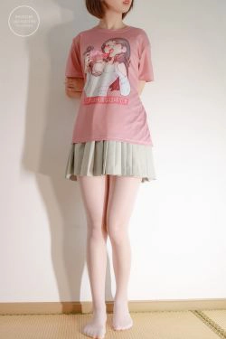 [森萝财团] 無料004 凉席上的白丝美少女(40P)