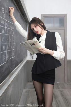 [秀人XiuRen] No.3852 王心怡(82P)