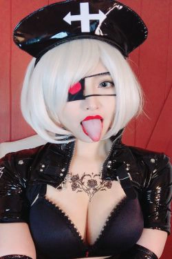 [福利COS] MisswarmJ - 护士2B(13P)