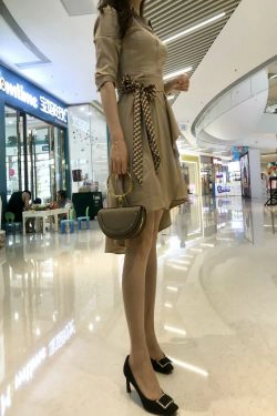 [福利COS] 丝足博主麋鹿_Monroe 2020.08.03 精致风范(64P)