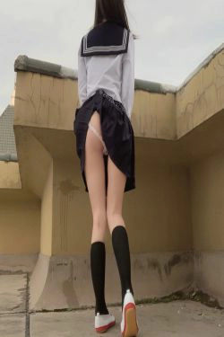 [福利COS] 恩崽 - 天台水手服(123P)