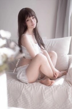 [福利COS] 桃良阿宅 - 桃良吊带(30P)