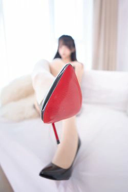 [福利COS] 萝莉神楽板真冬 - 午后红茶(75P)