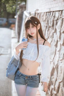 [福利COS] 阳光美少女萌芽儿o0 - 邻家小恶魔(46P)