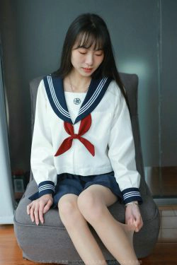 [异思趣向IESS] 模特 团团 《可爱JK装》(82P)