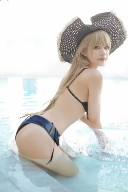 [福利COS] PingPing - Jean Bart Swimsuit(12P)