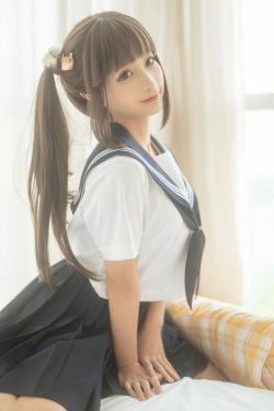 [福利COS] 动漫博主蠢沫沫 - 被窝JK(15P)