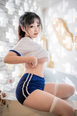[福利COS] 奇行家狗崽(棕桠阿狗崽) - 浴场的体操服(66P)