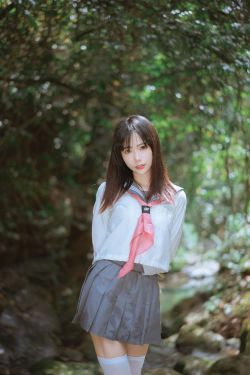 [福利COS] 阳光美少女萌芽儿o0 - 请叫我若生 小溪JK百合(93P)