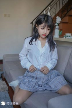[兔玩映画] - 裸腿制服裙(47P)