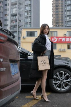 [IESS异思趣向] 模特：小六 《停车场的故事》(90P)