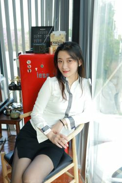 [IESS异思趣向] 模特：秋秋 《女秘书》(97P)