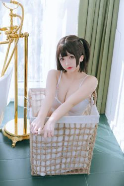 [福利COS] Cosplay日奈娇 - 湿身小白裙(91P)