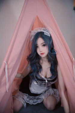 [福利COS] eloise软软 - 女仆兔尾巴(22P)