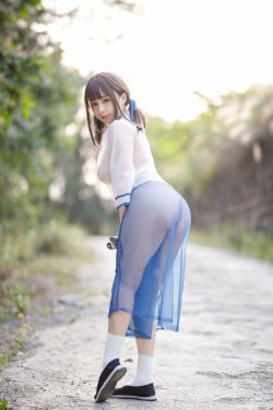 [福利COS] 胡桃猫Kurumineko - 乡野小娇妻(67P)
