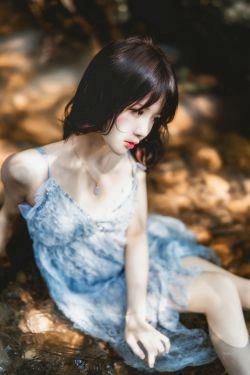 [网红COSER] 桜桃喵 - 沉溺(19P)