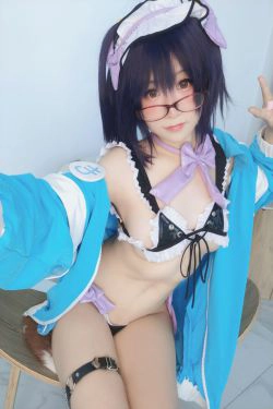 [网红COSER] 萌妹子Coser摇摇乐yoyo - モザイク! !(105P)