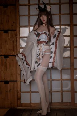 [网红COSER] 轩萧学姐 - 牛牛和服(47P)