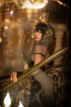 [网红COSER] 露兒大魔王 - 间谍过家家 约尔(21P)
