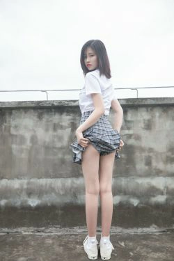 [梦丝女神MSLASS] 子然 天台JK(78P)