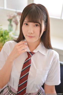 [LOVEPOP] Kurea Takanashi 小鳥遊くれあ Photoset 02(80P)-学生装