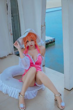 [福利COS] 人气Coser二佐Nisa - 碧蓝 黎塞留泳装(9P)