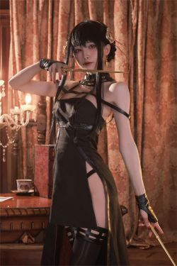 [福利COS] 动漫博主水淼aqua - 约尔 黑礼服(64P)