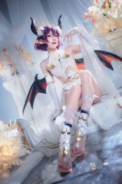 [福利COS] 动漫博主阿包也是兔娘 - 碧蓝幻想古蕾娅 龙娘(35P)