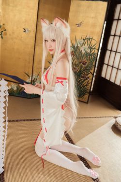 [福利COS] 大胸萌妹妖少you1 - 稻荷巫女(15P)