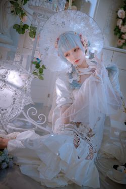 [福利COS] 小野寺地瓜 - 纯白魔女(15P)