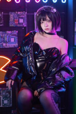 [福利COS] 疯猫ss - 赛博少女(40P)