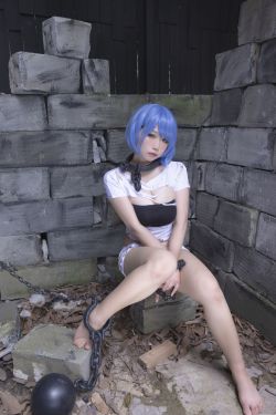[福利COS] 贞子蜜桃 - 碧蓝航线 恰巴耶夫 监狱(18P)