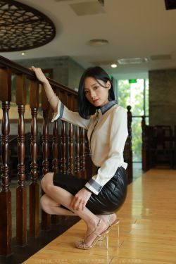 [异思趣向IESS] 模特：小六 《温柔肉丝》(82P)