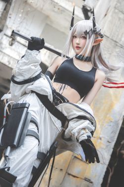 [福利COS] Coser小姐姐南宫 - 明日方舟 泥岩(26P)