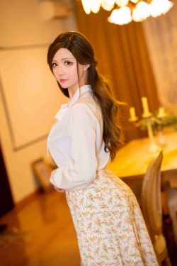 [福利COS] Coser小姐姐星之迟迟 - 邻家太太(114P)