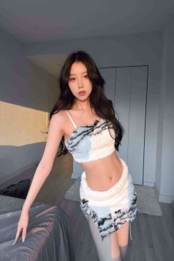 [福利COS] 动漫博主果咩酱w - 小老虎(45P)