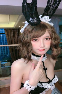 [福利COS] 动漫博主阿包也是兔娘 - 兔兔(14P)