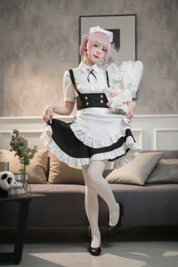[福利COS] 樱岛嗷 - 七草荠原皮 女仆(37P)