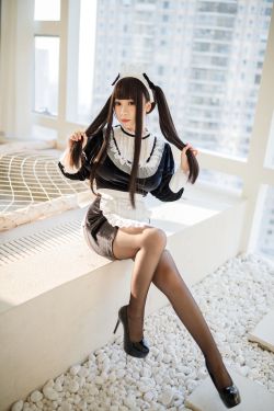 [福利COS] 胡桃猫Kurumineko - 更衣女仆(71P)