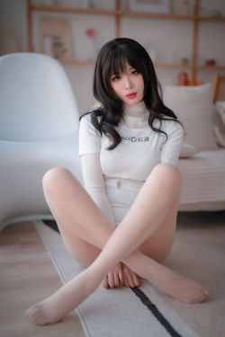 [福利COS] 轩萧学姐 - 吉他妹妹 肉丝套(61P)
