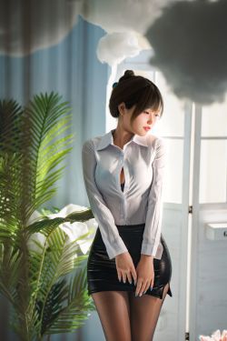 [福利COS] eloise软软 - OL(73P)