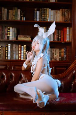 [福利COS] 阳光美少女萌芽儿o0 - 恶毒白兔(54P)